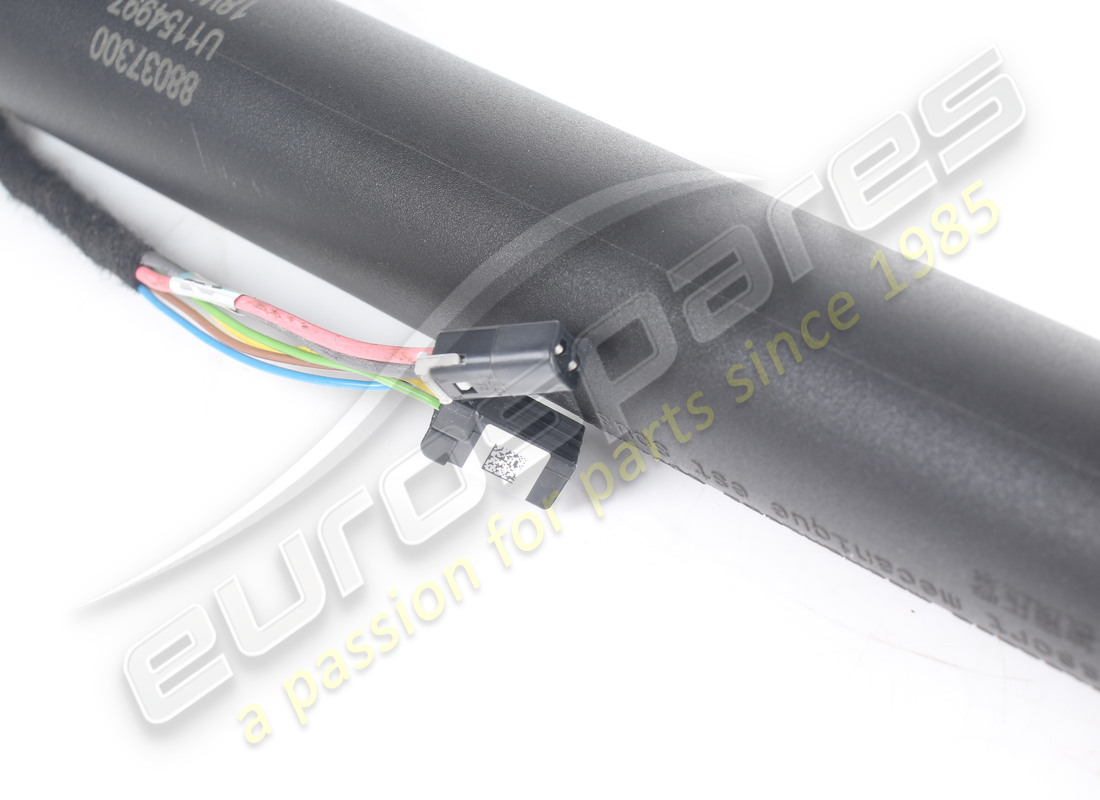 GEBRAUCHT FERRARI GEPÄCKRAUMDECKEL AKTU. TEILENUMMER 88037300 (3) gebraucht ferrari gepäckraumdeckel aktu. teilenummer 88037300 (3)