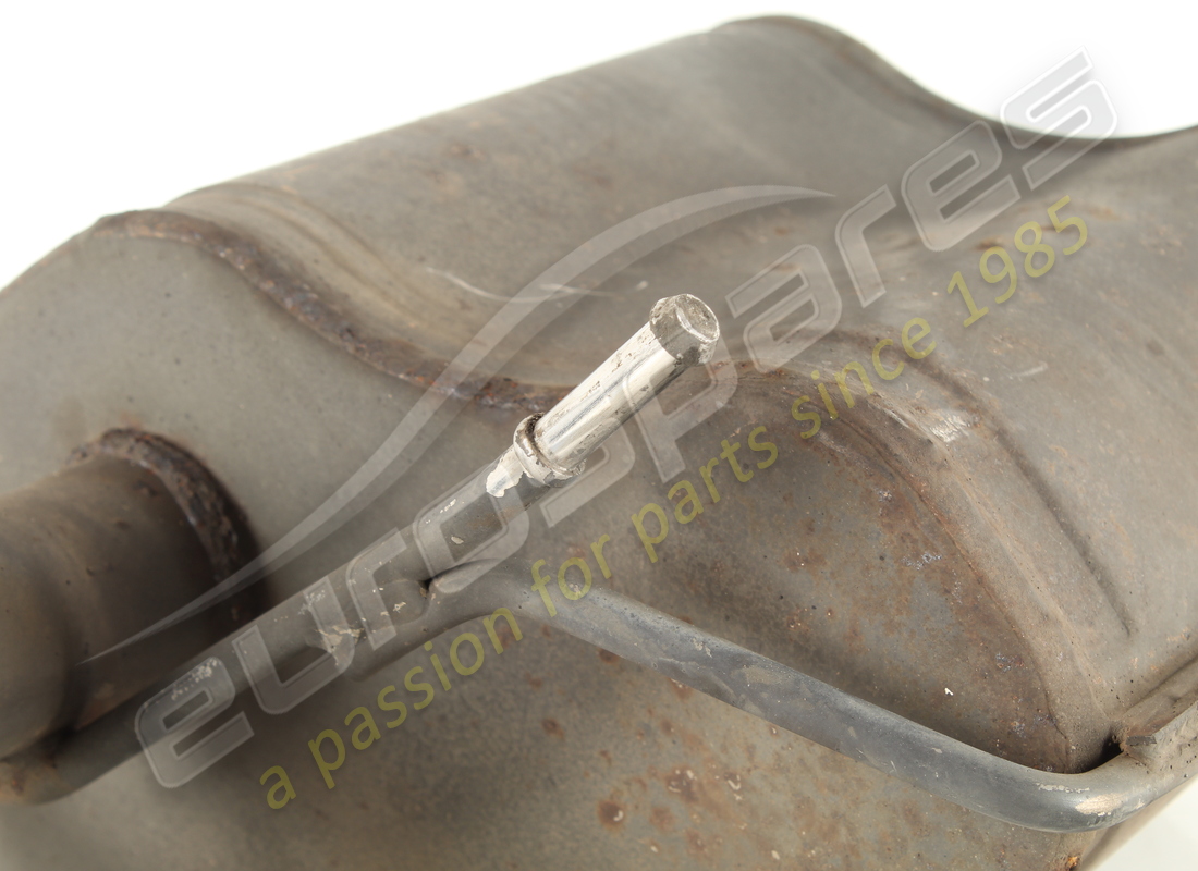 GEBRAUCHTER MASERATI HINTERER SCHALLDÄMPFER LINKS. TEILENUMMER 201254 (4) gebrauchter maserati hinterer schalldämpfer links. teilenummer 201254 (4)