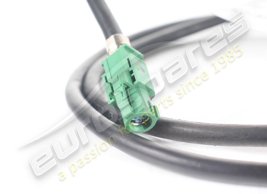 GEBRAUCHTES FERRARI USB-NIT SPLITTER-BUCHSENKABEL TEILENUMMER 335434 (3) gebrauchtes ferrari usb-nit splitter-buchsenkabel teilenummer 335434 (3)