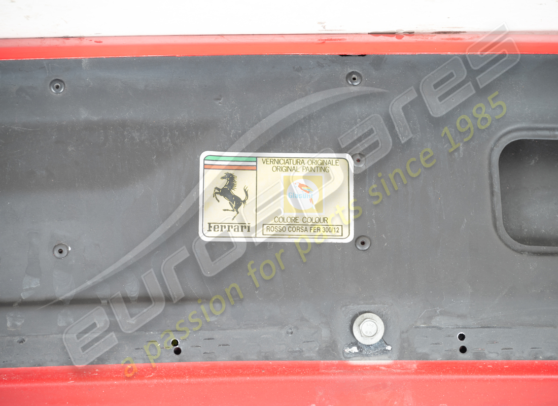 gebrauchte ferrari motorhaube. teilenummer 64120300 (2)