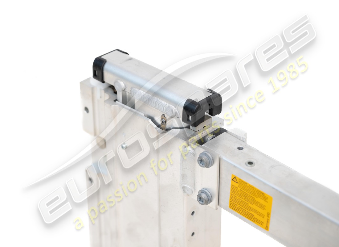 GEBRAUCHT FERRARI ÜBERROLLBÜGEL. TEILENUMMER 69905000 (2) gebraucht ferrari überrollbügel. teilenummer 69905000 (2)