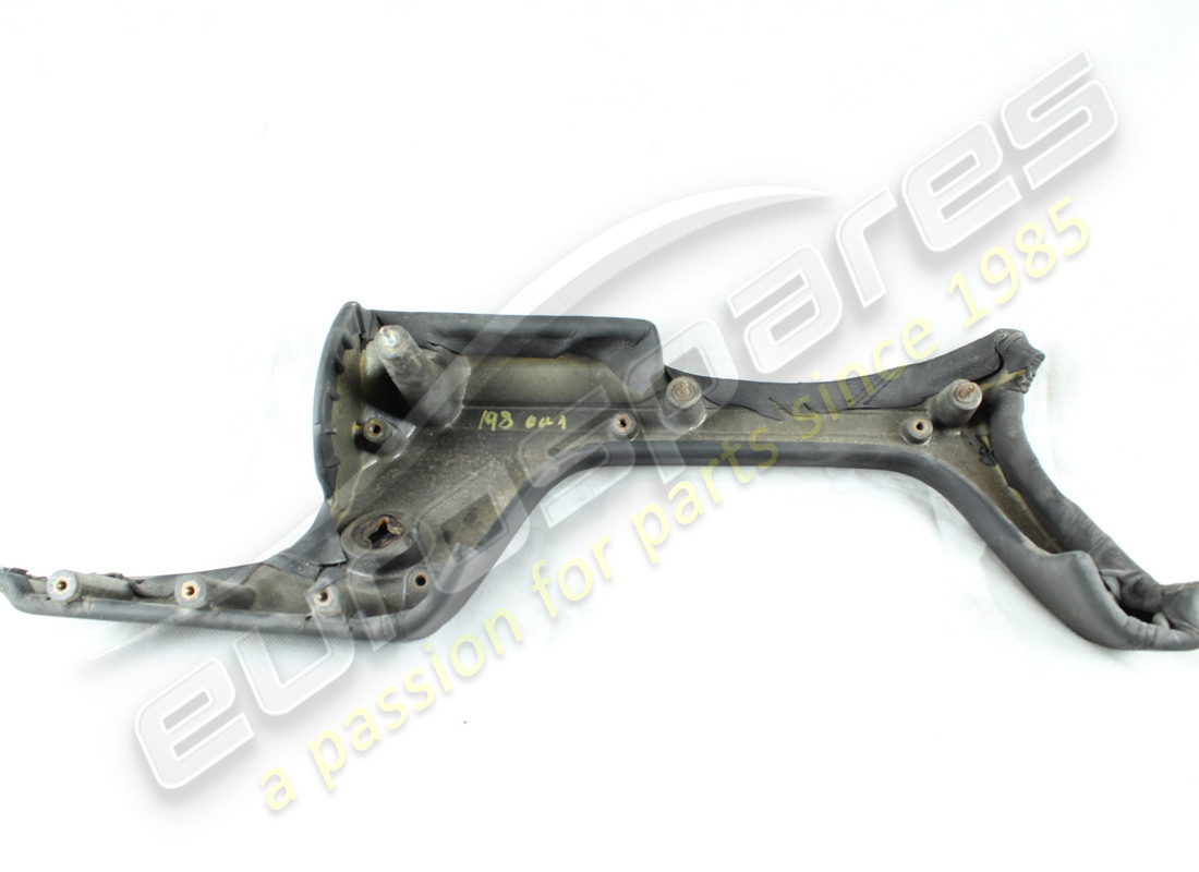 gebraucht ferrari unteres mittelpaneel. teilenummer 84549429 (3)