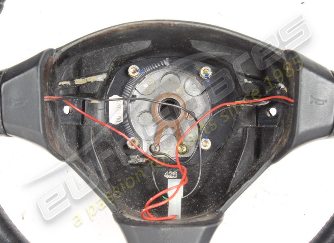 gebrauchtes ferrari lenkrad komplett. teilenummer 165021 (2)