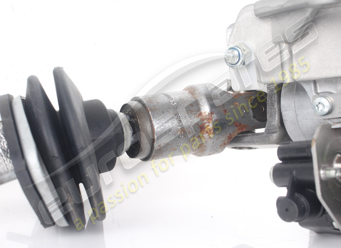 GEBRAUCHTE FERRARI KOMPLETTE LENKSÄULE. TEILENUMMER 320095 (5) gebrauchte ferrari komplette lenksäule. teilenummer 320095 (5)