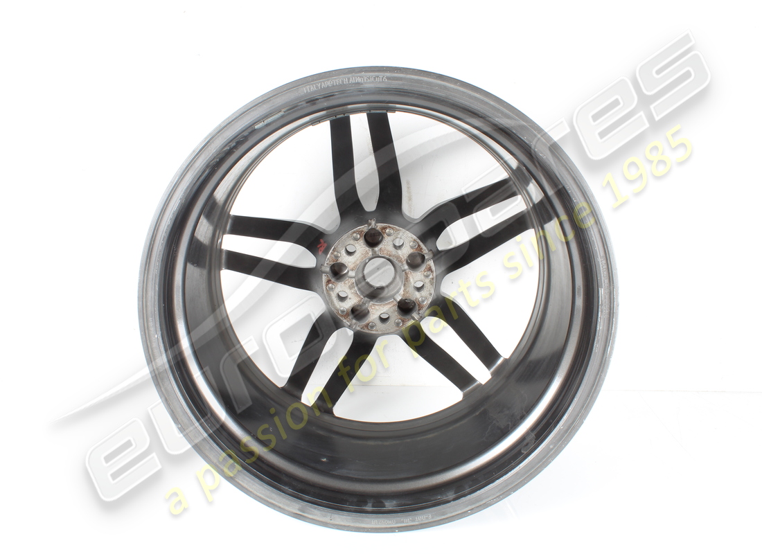 gebrauchte ferrari hintere felge. teilenummer 275586 (3)