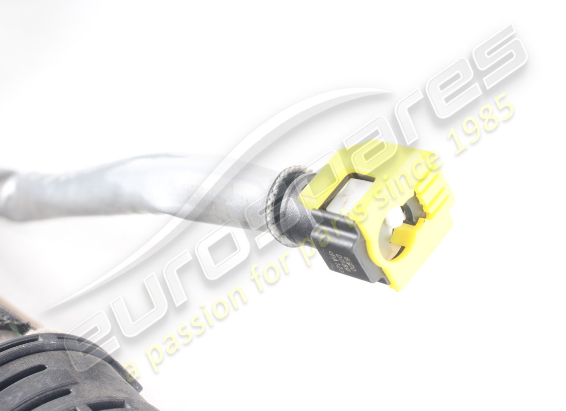 GEBRAUCHTE FERRARI KRAFTSTOFFEINFÜLLROHRBAUGRUPPE. TEILENUMMER 278323 (6) gebrauchte ferrari kraftstoffeinfüllrohrbaugruppe. teilenummer 278323 (6)