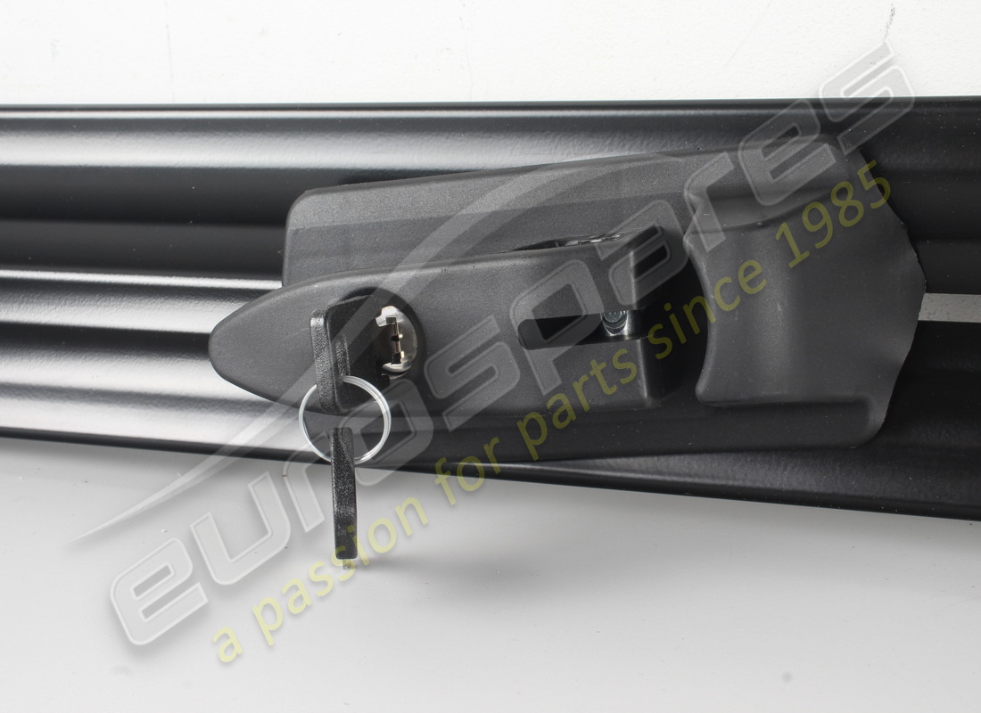 neuer lamborghini fahrradträger / befestigungsteile. teilenummer 4ml071743 (4)
