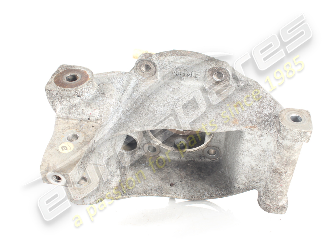 gebraucht ferrari linker hinterradnabenhalter komplett. teilenummer 178377 (2)