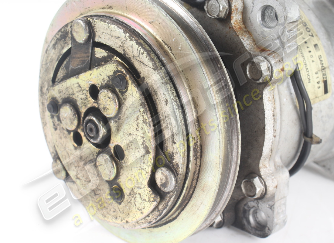 gebrauchter ferrari klimaanlagekompressor. teilenummer 121966 (6)