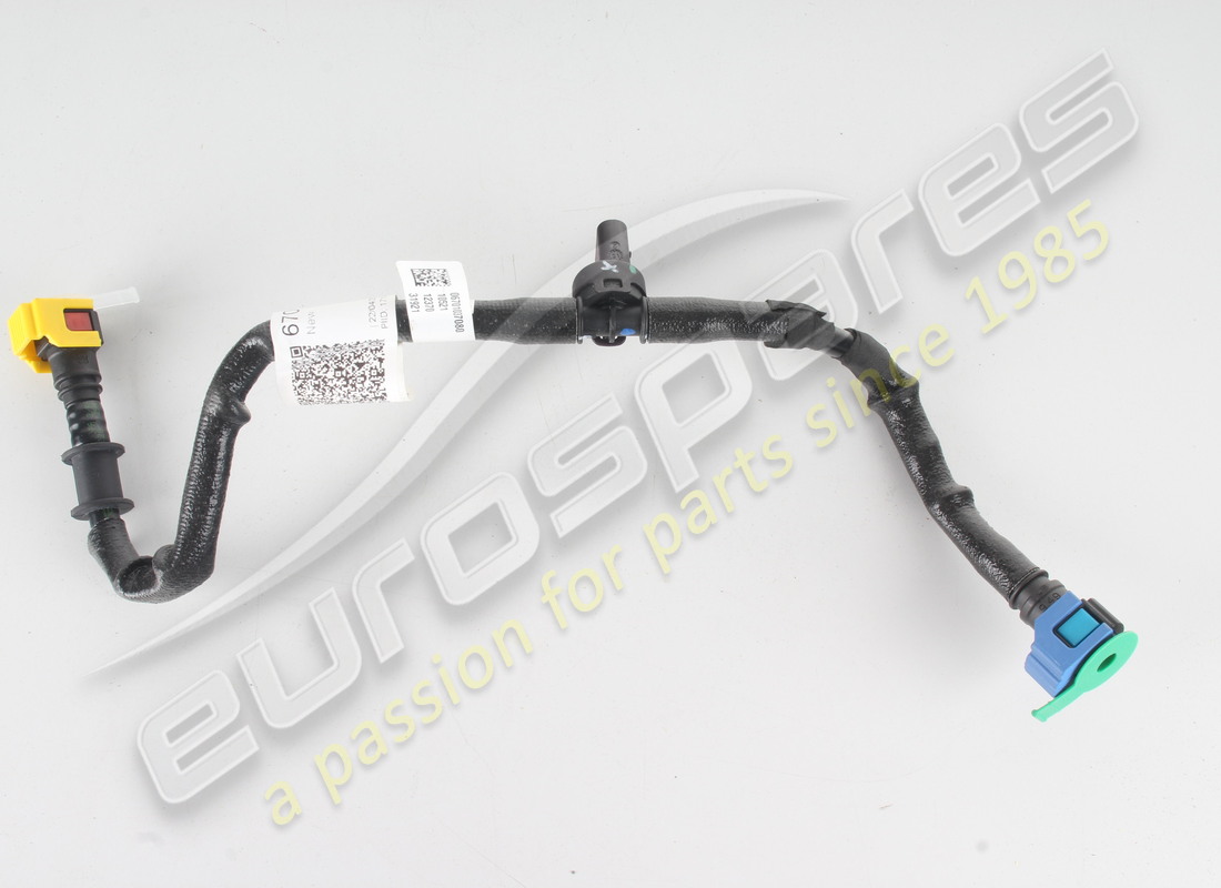 neu maserati benzinzufuhrleitung zur hd-pumpe. teilenummer 670103708 (1)
