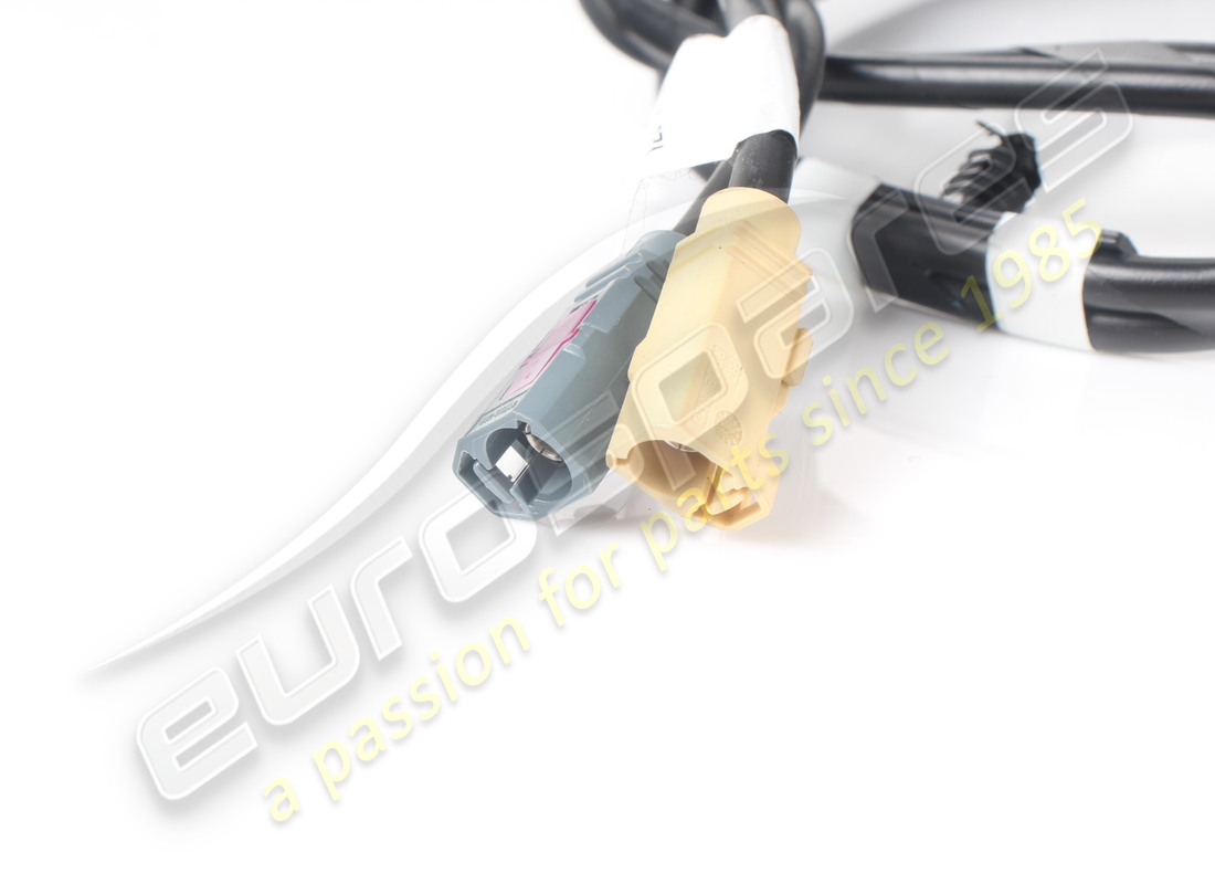 GEBRAUCHTES FERRARI FM2-DAB2 VERSTÄRKERKABEL. TEILENUMMER 952010 (3) gebrauchtes ferrari fm2-dab2 verstärkerkabel. teilenummer 952010 (3)