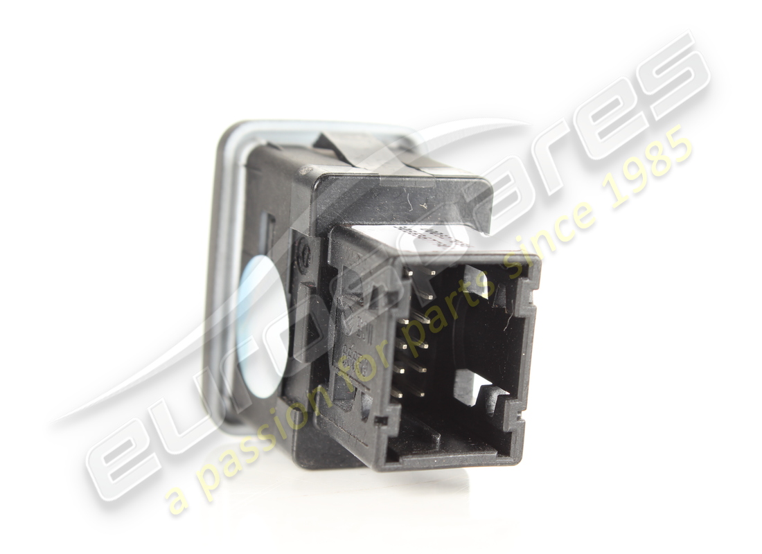 gebrauchte ferrari usb-buchse. teilenummer 317086 (2)
