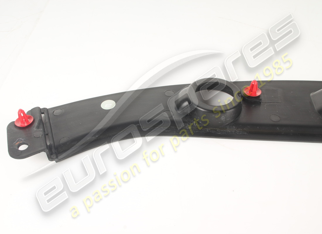 GEBRAUCHT FERRARI KOMPLETTE MITTLERE VORDERE KOSMETISCHE ABDECKUNG. TEILENUMMER 782806 (5) gebraucht ferrari komplette mittlere vordere kosmetische abdeckung. teilenummer 782806 (5)