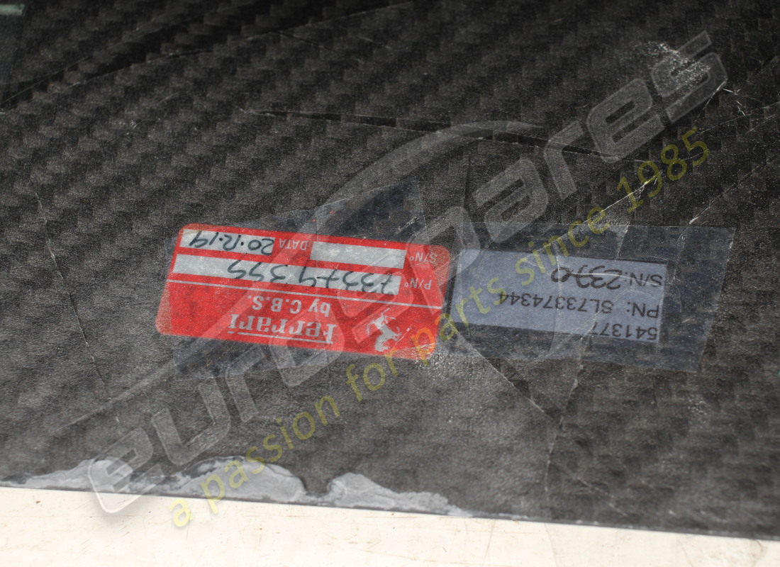neu (sonstige) ferrari komplette rechte untertürverkleidung. teilenummer 766048 (2)