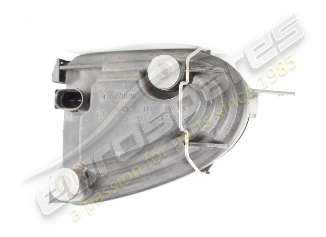damaged ferrari rh fog light. part number 168229 (2)