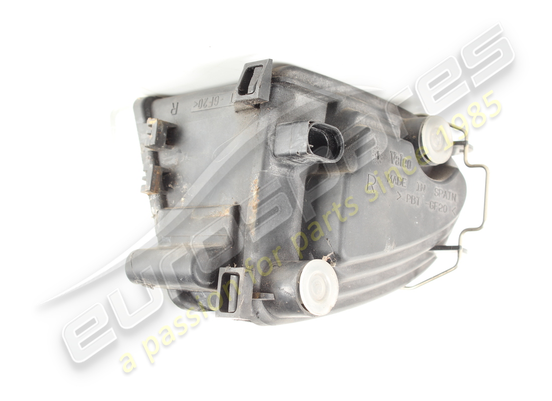 damaged ferrari rh fog light. part number 168229 (3)