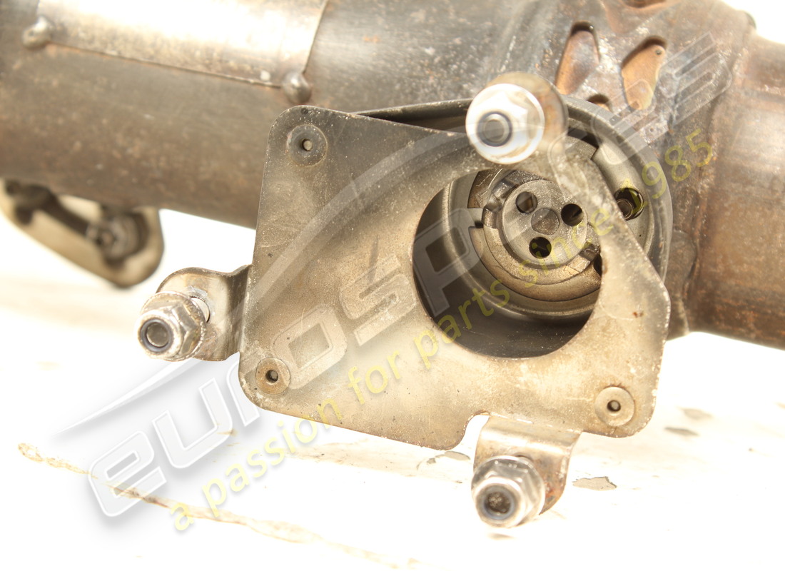 beschädigt ferrari vollständiger linker auspuffanschluss. teilenummer 901046 (3)