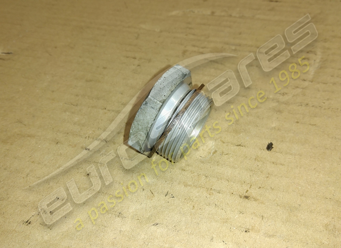 VERWENDETER Ferrari STECKER. TEILENUMMER 136868 (1)