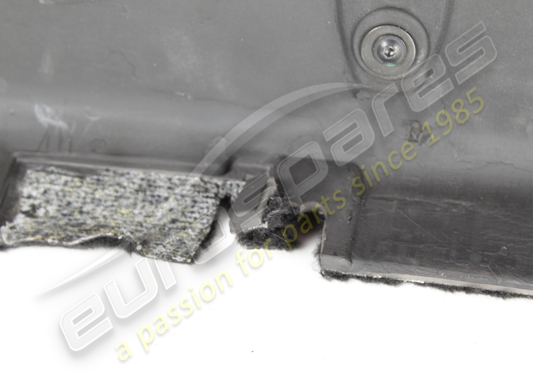 gebrauchte ferrari gepäckraummatte. teilenummer 82816790 (3)