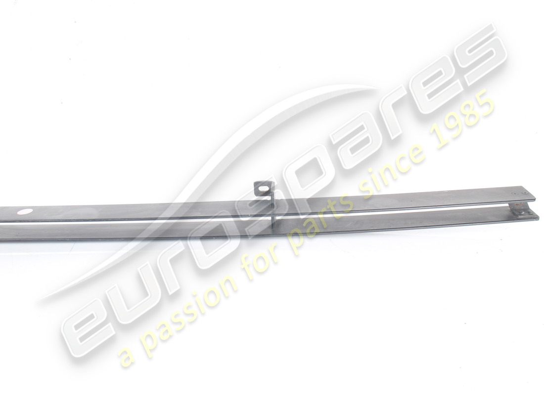 gebrauchter ferrari frontspoilergrill. teilenummer 61797300 (3)