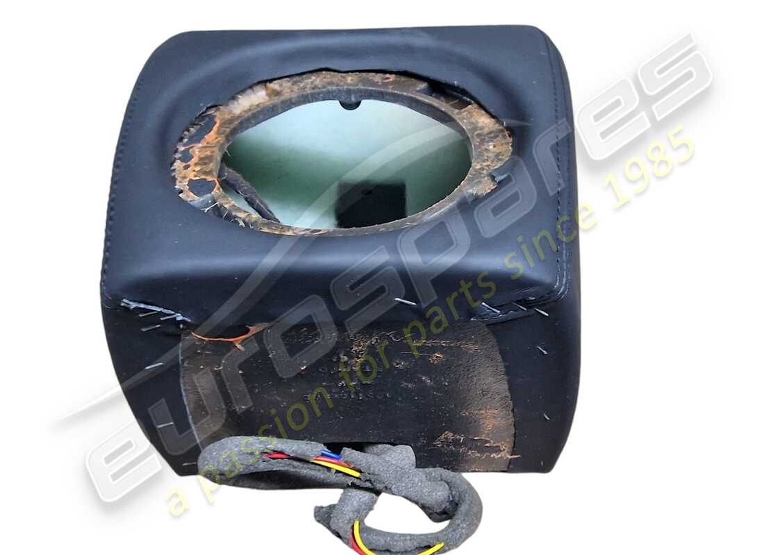 neu ferrari box subwoofer rivest.. teilenummer 67289100 (2)
