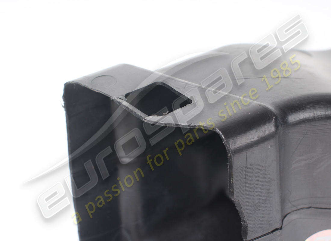 gebraucht ferrari fahrerseite fussraumkanal. teilenummer 838376 (6)