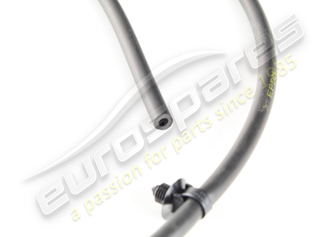 neues maserati rohr. teilenummer 670156519 (3)