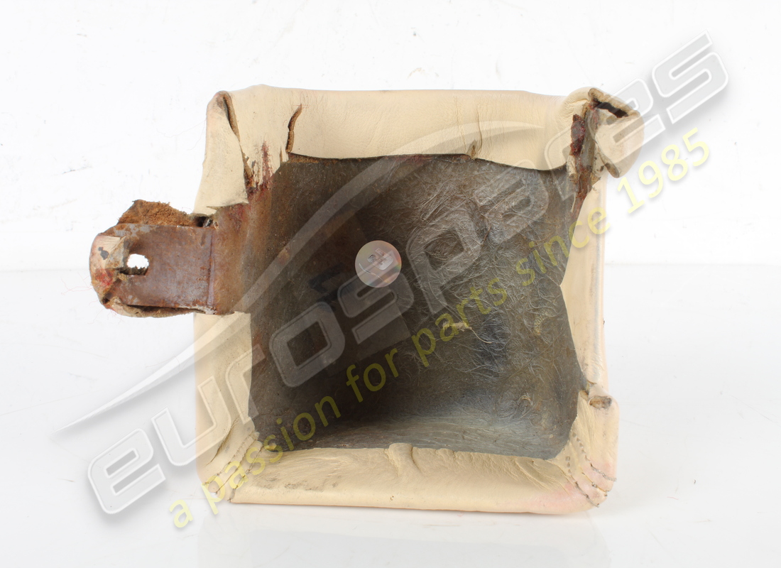 gebraucht ferrari linke abdeckung gts. teilenummer 61917300 (4)