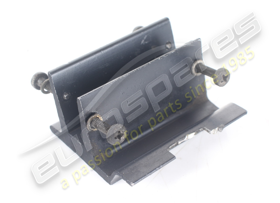 VERWENDET Maserati SUPPORT . TEILENUMMER 363201316 (1)