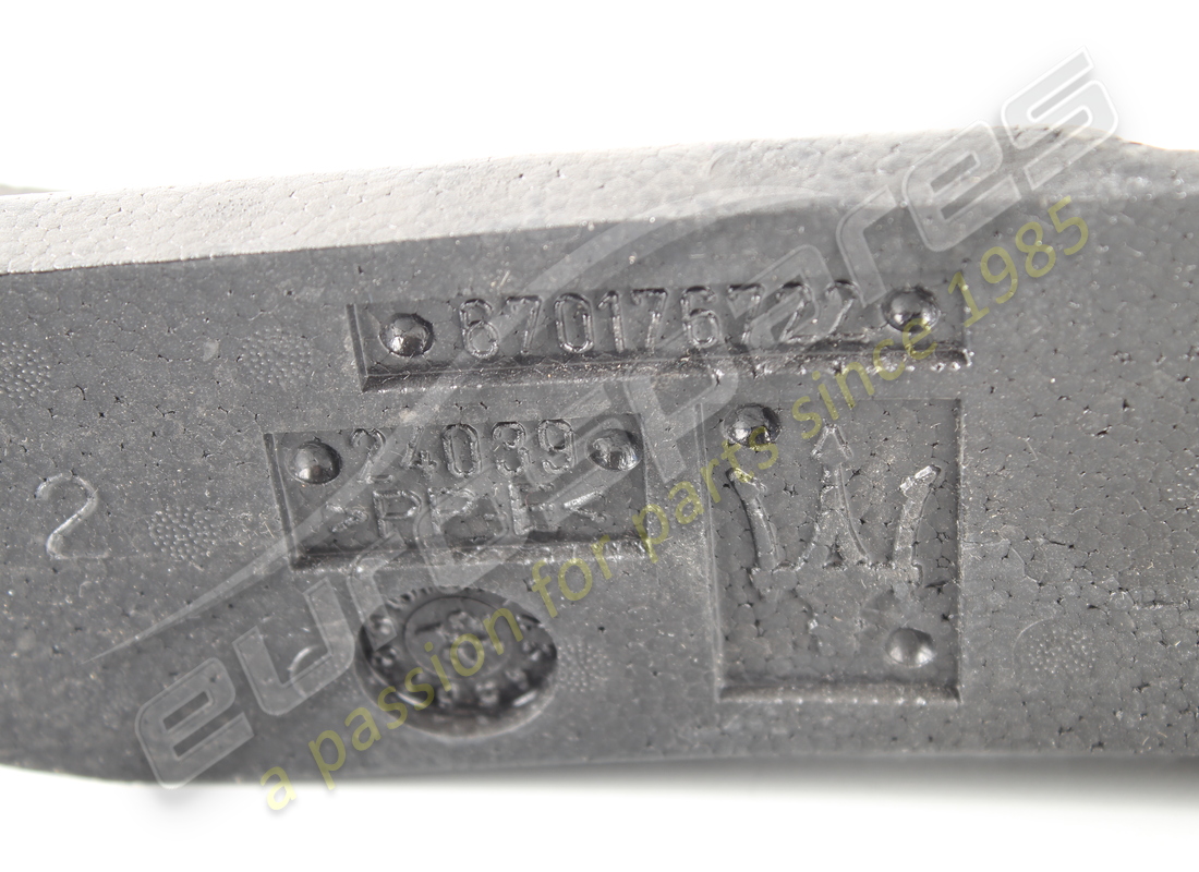 neu maserati rechts untere mittlere vordere stossfänger. teilenummer 670176722 (3)