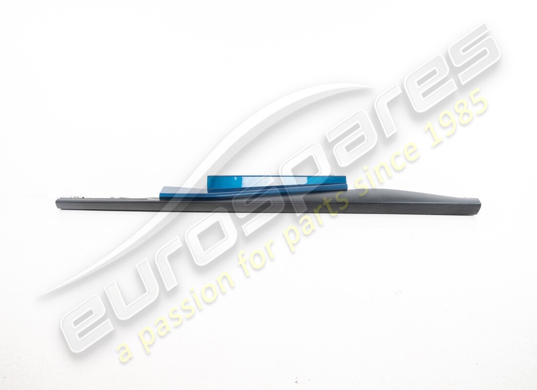 NEU (ANDERES) Ferrari KOMPLETTES SILL-VERKLEIDUNGSBLECH LINKS. TEILENUMMER 88825710 (1)