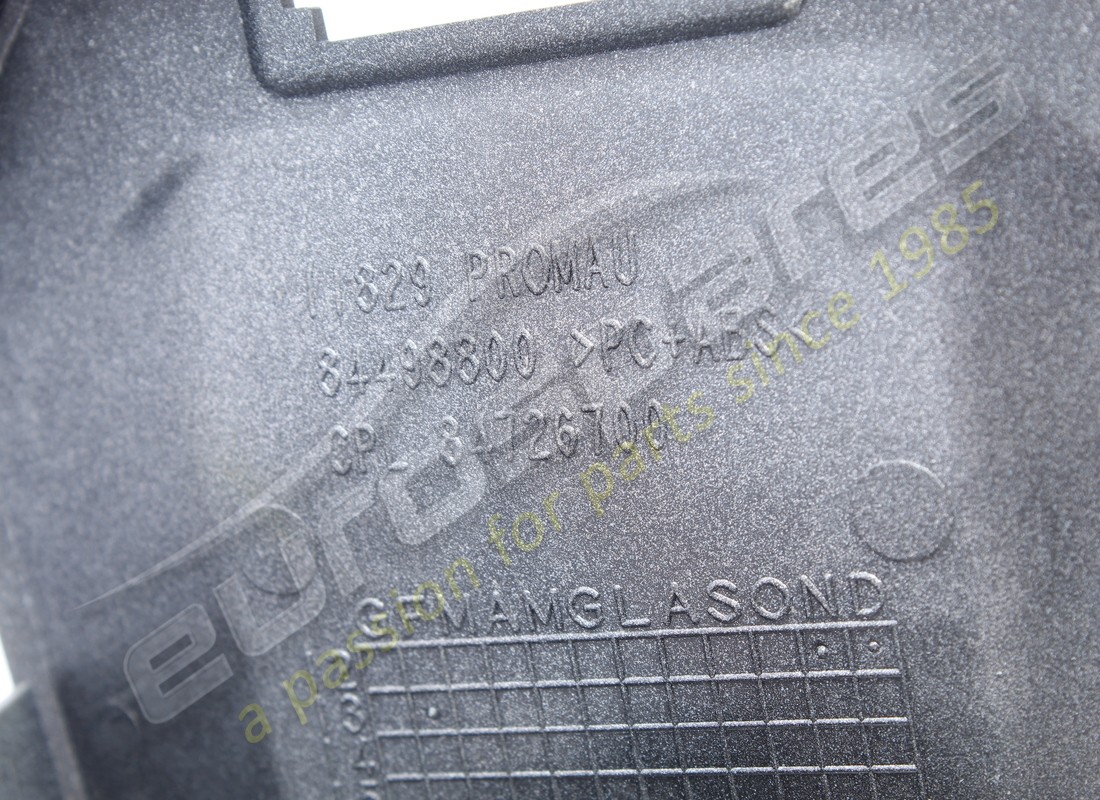 NEUES FERRARI VORDERES EINHEITSABLAUFFACH. TEILENUMMER 84498800 (4) neues ferrari vorderes einheitsablauffach. teilenummer 84498800 (4)