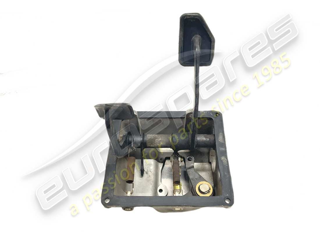 gebraucht ferrari pedalbox-unterstützung komplett. teilenummer 108022 (3)