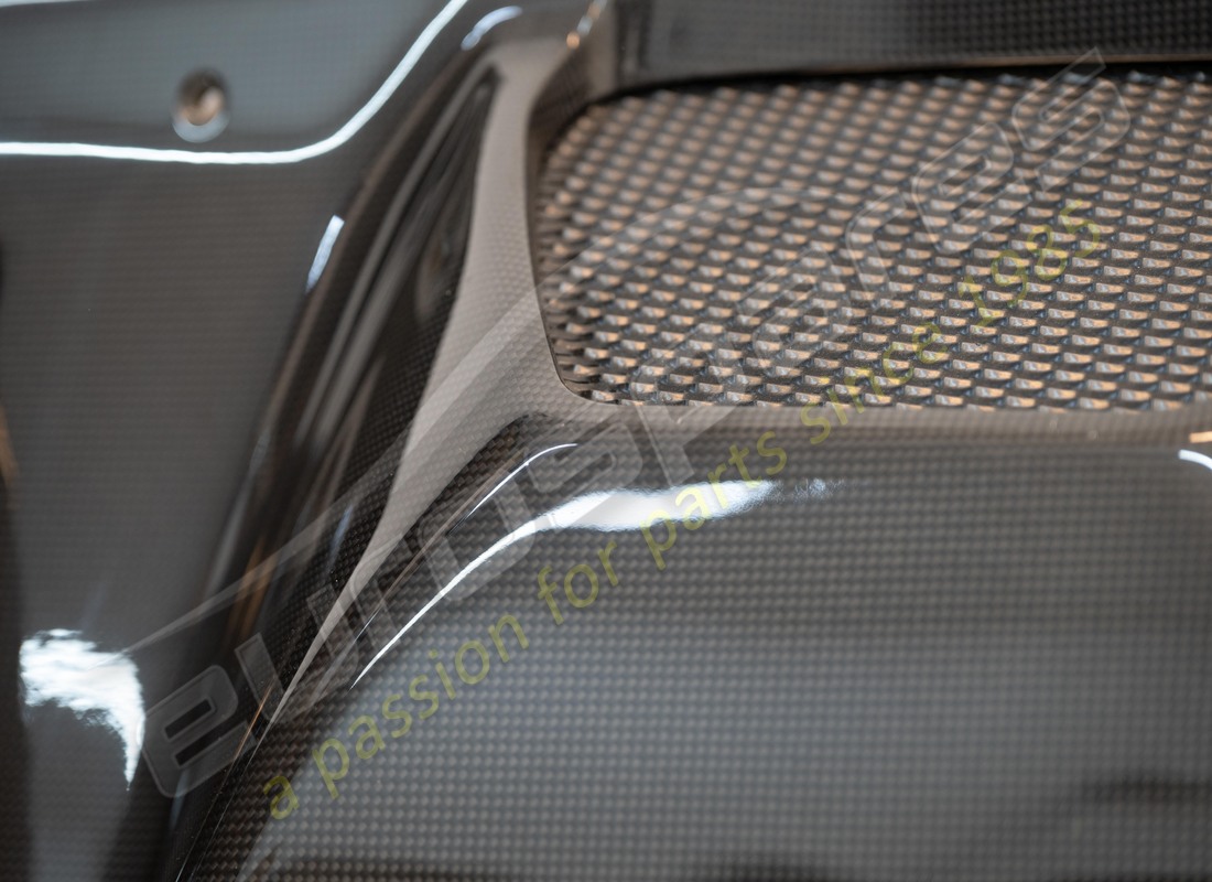 neu (sonstiges) ferrari heckdiffusor. teilenummer 81509400 (2)