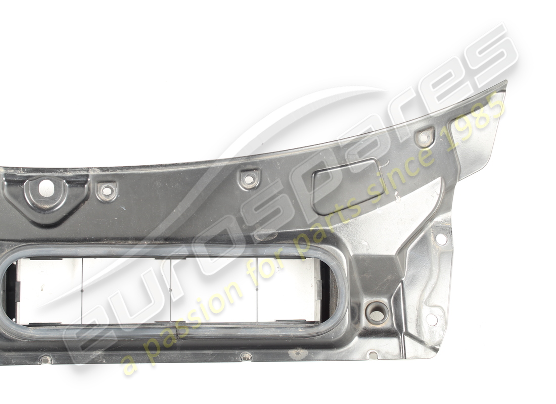 GEBRAUCHTE FERRARI WINDSCHUTZSCHEIBENPLATTE. TEILENUMMER 65875200 (3) gebrauchte ferrari windschutzscheibenplatte. teilenummer 65875200 (3)