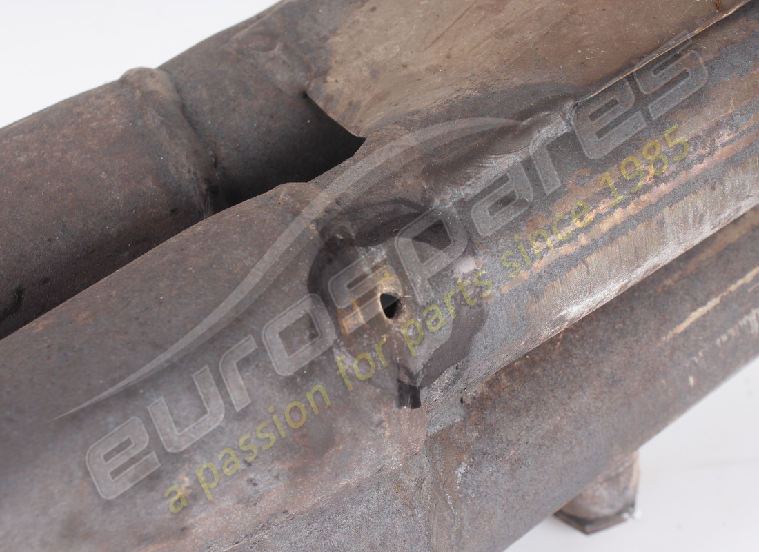 gebrauchter ferrari vorderer auspuffkrümmer. teilenummer 118155 (8)