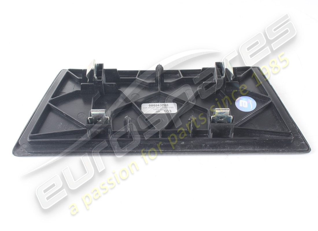 GEBRAUCHT FERRARI HANDSCHUHFACH VORDERE ABDECKUNG. TEILENUMMER 88043700 (5) gebraucht ferrari handschuhfach vordere abdeckung. teilenummer 88043700 (5)