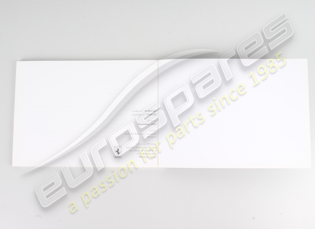 neue ferrari power-broschüre. teilenummer 95993187 (2)