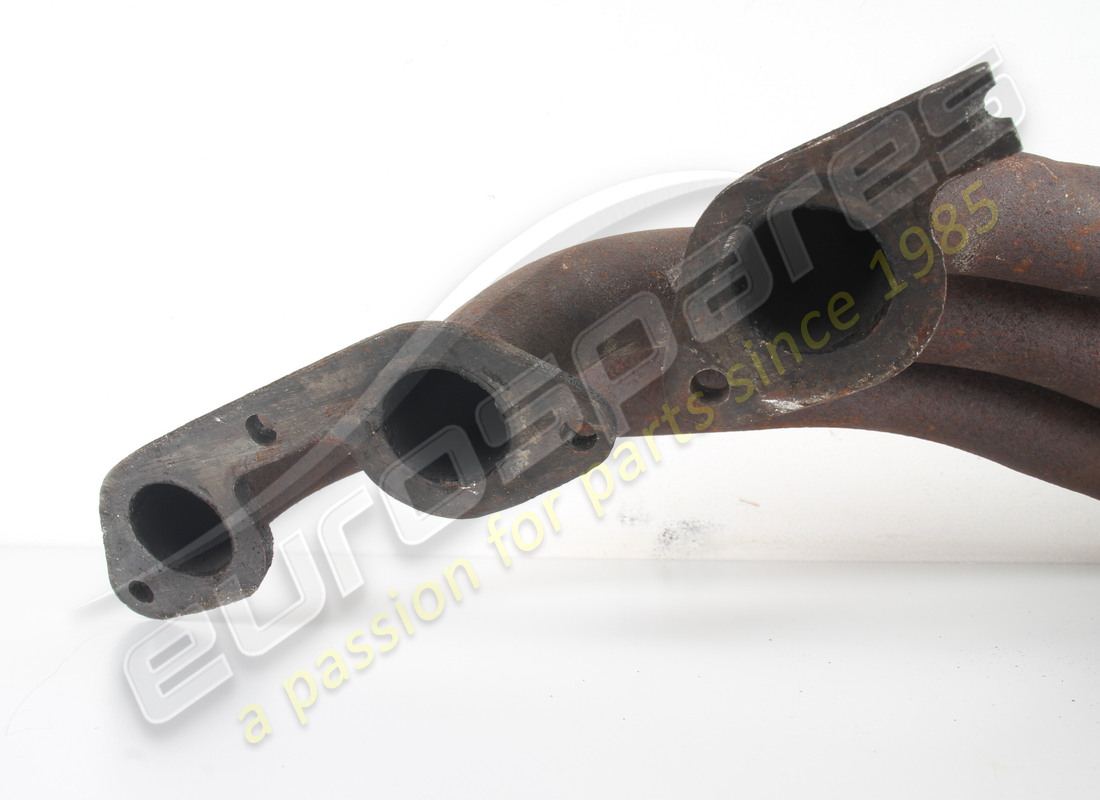 GEBRAUCHTER LAMBORGHINI RECHTER VORDERER AUSPUFFKRÜMMER. TEILENUMMER 004405045 (2) gebrauchter lamborghini rechter vorderer auspuffkrümmer. teilenummer 004405045 (2)