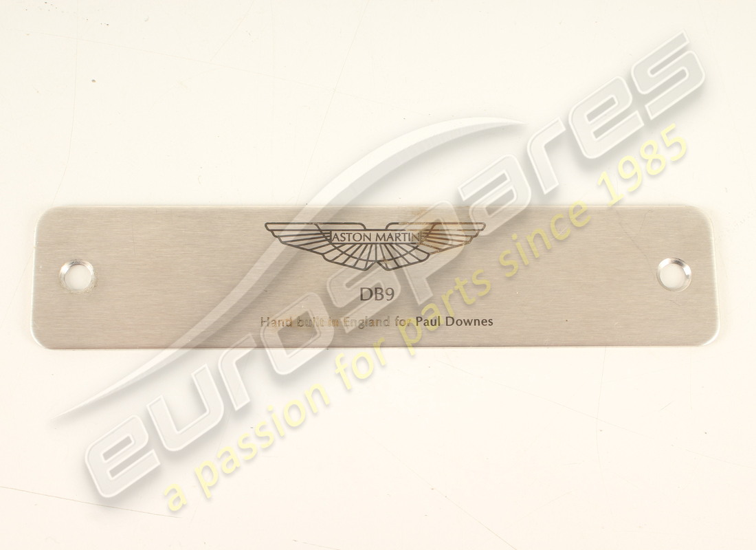 GEBRAUCHTES Aston Martin NAMENSSCHILD, VORNE, STANDARD, AM WINGS. TEILENUMMER 4G438010787 (1)