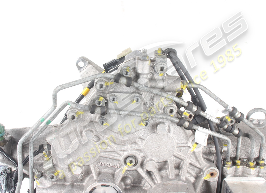 GEBRAUCHTE FERRARI NEBENANTRIEBSEINHEIT. TEILENUMMER 324841 (5) gebrauchte ferrari nebenantriebseinheit. teilenummer 324841 (5)