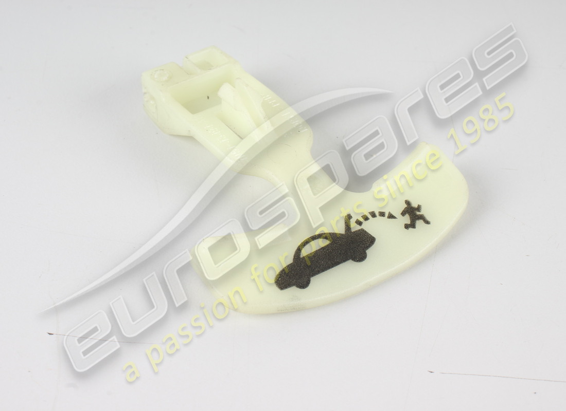 GEBRAUCHTER Aston Martin NOTGRIFF . TEILENUMMER 1R126710146 (1)