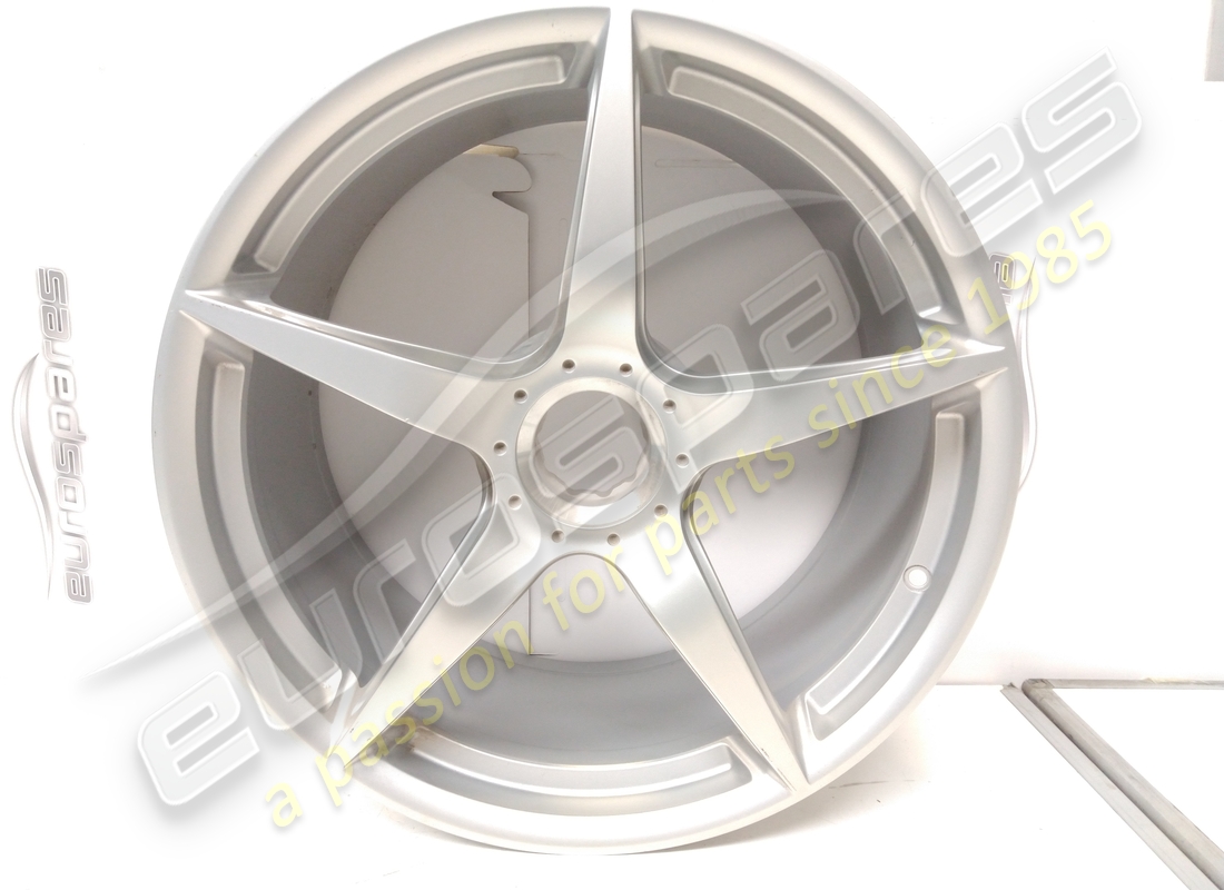 neue ferrari vorderfelge. teilenummer 298808 (1)