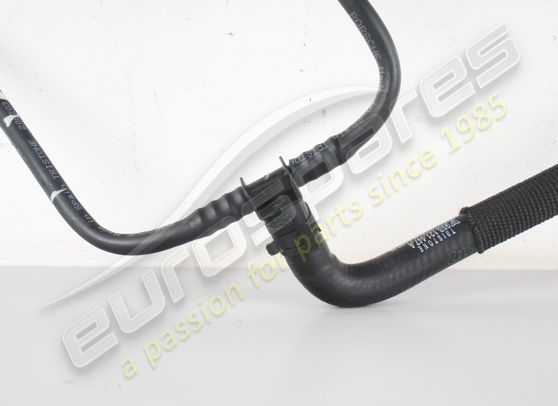 neue porsche entlüftungsleitung. teilenummer 95b121447a (3)
