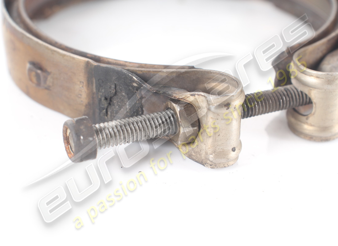 GEBRAUCHTE FERRARI TURBOVERTEILERBEFESTIGUNG V-CL. TEILENUMMER 313303 (3) gebrauchte ferrari turboverteilerbefestigung v-cl. teilenummer 313303 (3)