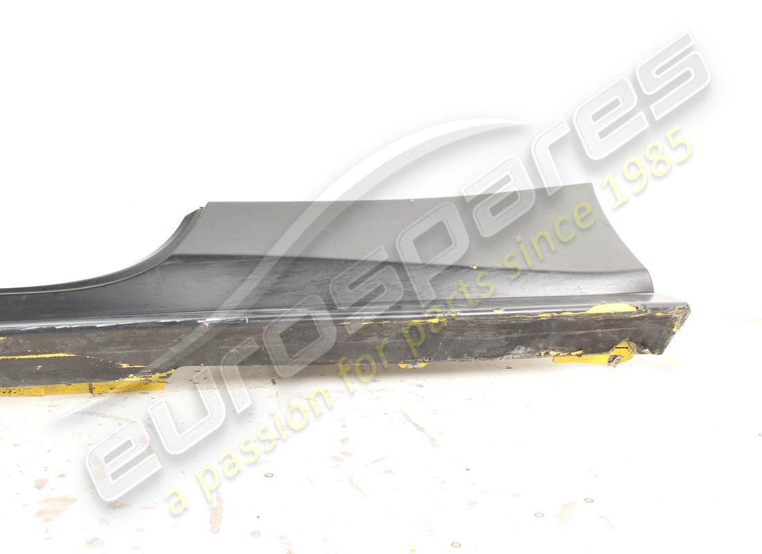 gebraucht ferrari komplett links untertürverkleidung. teilenummer 88540810 (3)