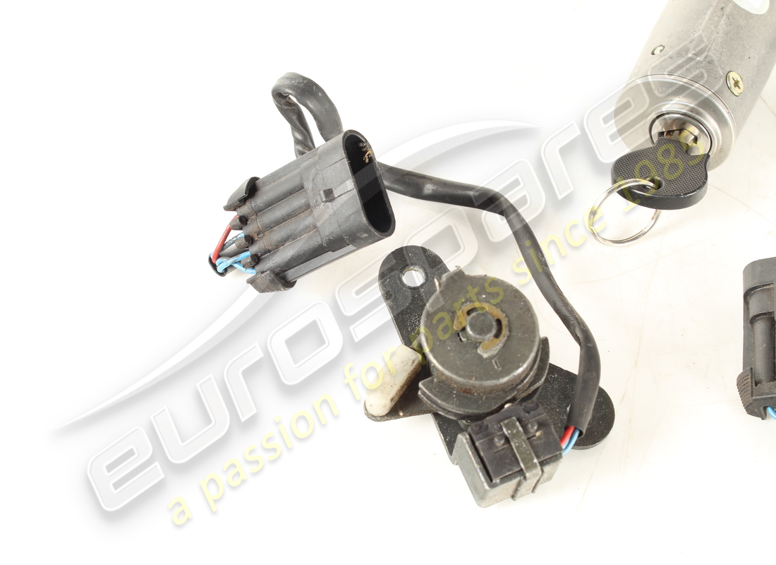 FERRARI DIEBSTAHLSICHERUNG VERWENDET. TEILENUMMER 164514 (2) ferrari diebstahlsicherung verwendet. teilenummer 164514 (2)