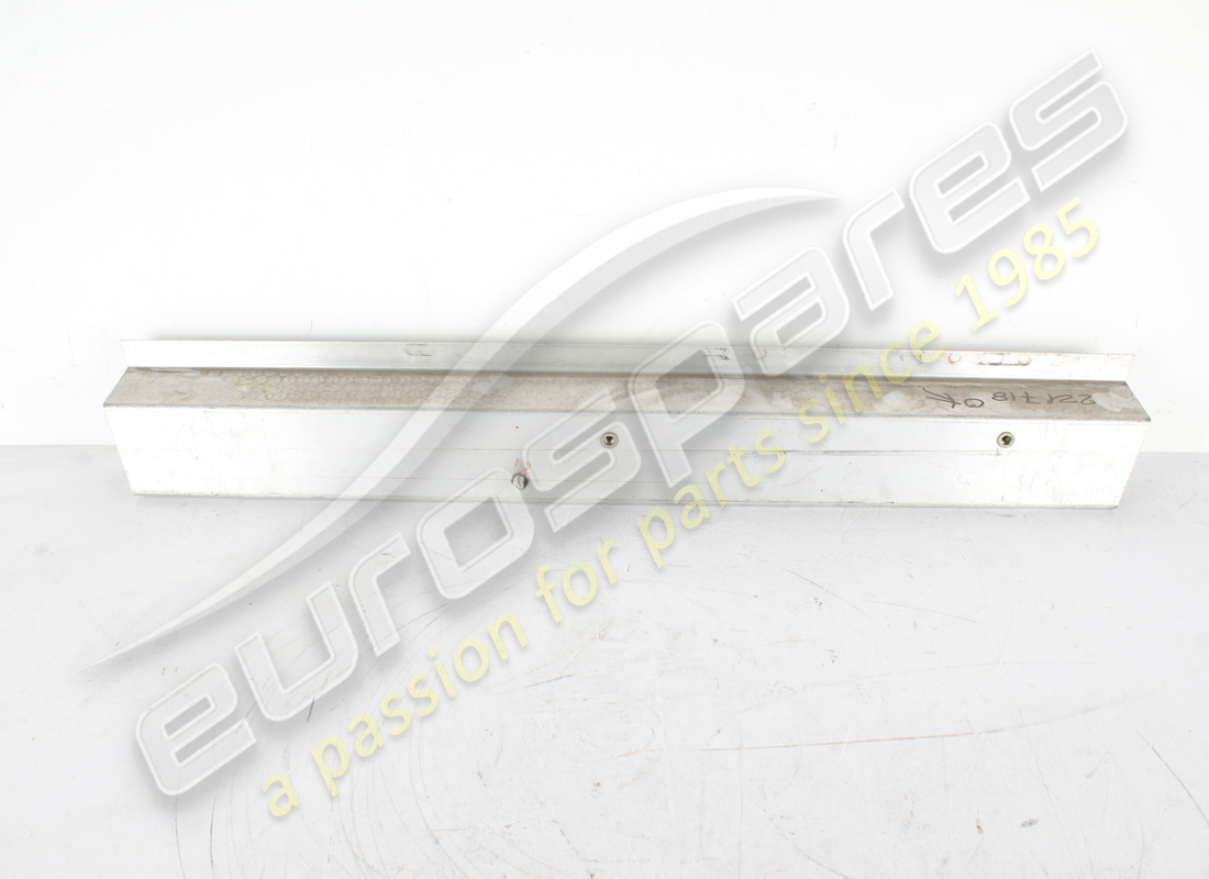 neu ferrari casting link quertraeger. teilenummer 985221718 (1)