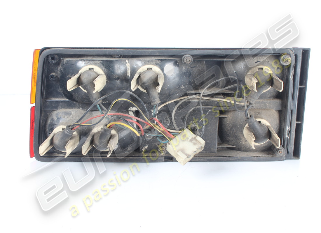 gebrauchte ferrari rh heckleuchte. teilenummer 61643400 (2)