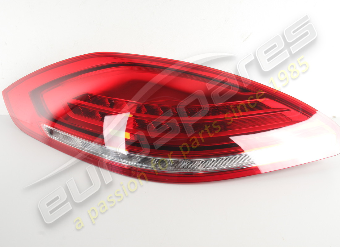 neues porsche rücklicht. teilenummer 97063143105 (1)